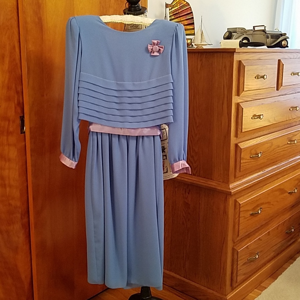 Retro blue and a lilac trimmed dress